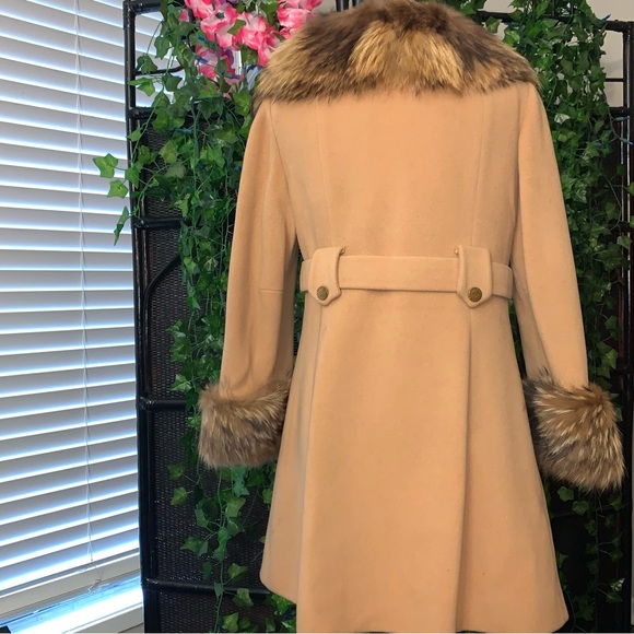 Belted Peacoat with fur accents - Picture 5 of 5